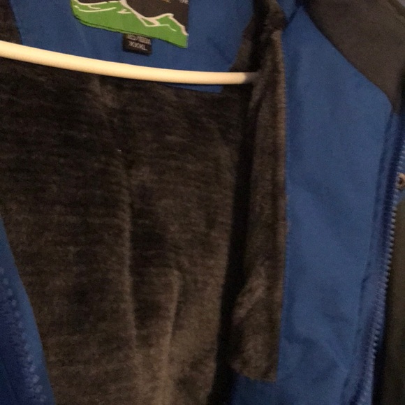 Winter jacket size M🔷🔷🔷🔷 - Picture 9 of 15